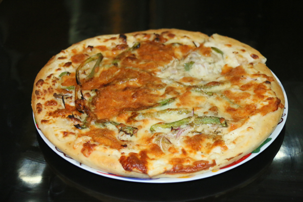 Green Malai Tikka Pizza