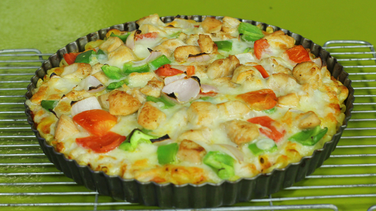 Macaroni Pizza