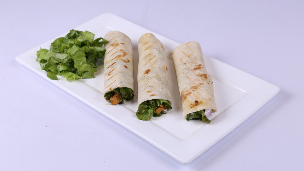 Buffalo chicken wraps | Lazzat | Samina Jalil | Fast Food