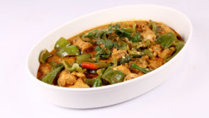 Shimla Mirch Chicken Recipe | Tarka