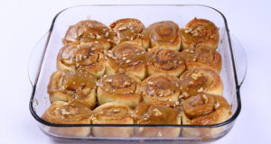 Caramel Cinnamon Rolls Recipe | Lazzat