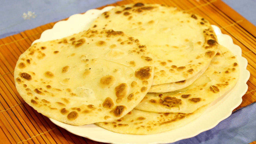 Makhani Paratha Recipe | Tarka