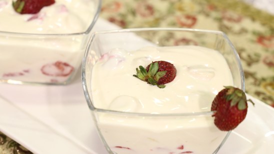 Vanilla Fruit Yogurt Recipe | Lazzat