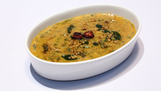 Achaari Daal Palak Recipe | Lazzat