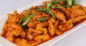 Schezwan Ginger Chicken Recipe | Lazzat