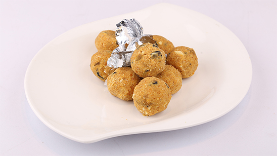 Moong Daal Laddu | Quick Recipes