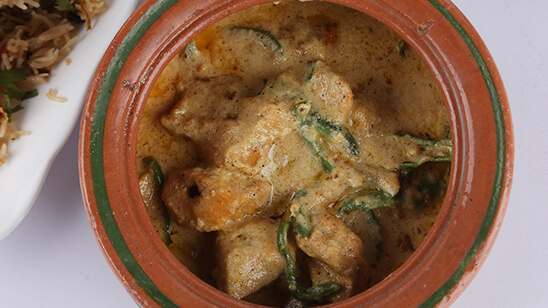 Kashmiri Chicken Handi Recipe | Lazzat