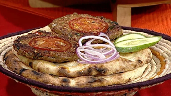 Chapli Kabab Recipe | Lazzat