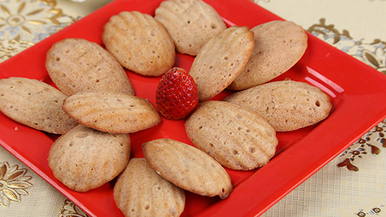 Strawberry Madeleines Recipe | Food Dairies