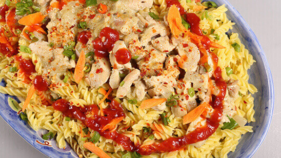 Reshmi Chicken Pasta Recipe | Tarka