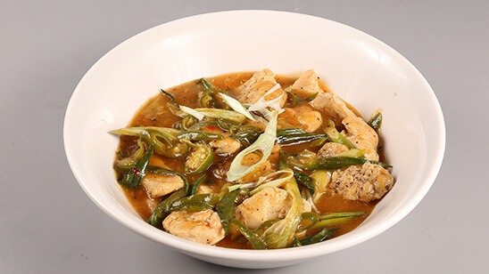 Thai Spicy Stir Fried Chicken Recipe | Masala Mornings