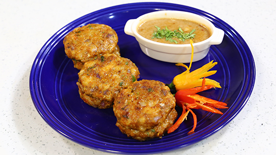 Thai Prawn Cake With Peanut Sauce Recipe | Lazzat