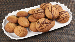 Classic Peanut Cookies Recipe | Dawat