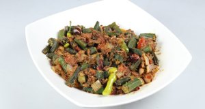 Hyderabadi Bhindi Recipe | Tarka