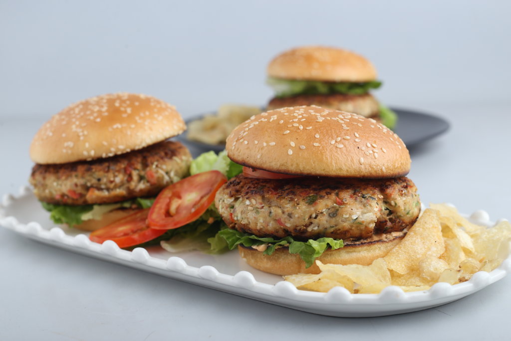 VEGETABLE AND CHICKEN BURGERS Recipe